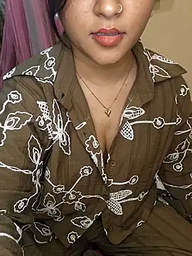 saumyy (F young) - Make my happy weekend ☺️☺️