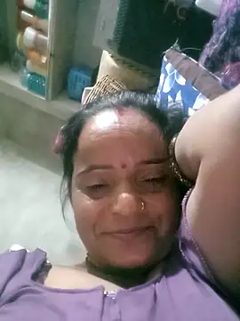 kiiuu_sexe - Kiiuu_sexe's free webcam - UK Sex Cams