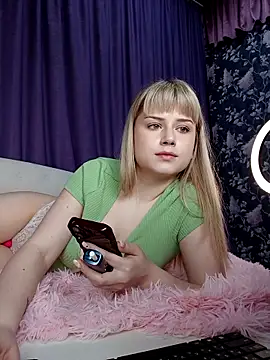 ninaverse - NinaVerse's free webcam - UK Sex Cams