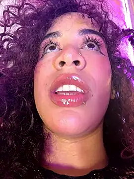 woo_isdaphne - Woo_isDaphne's free webcam - UK Sex Cams