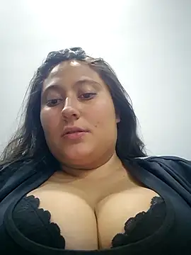 celeem_ (F young) - Suking my perfect tits