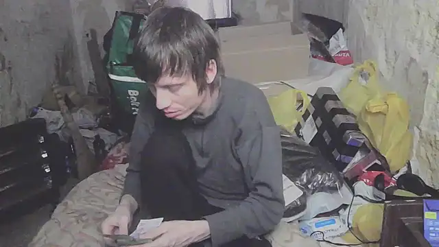 makarov1993 (M young) - I'm an orphan and I need help.