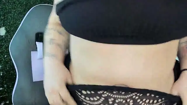 mady_musex (F teen) - Mojame your pussy