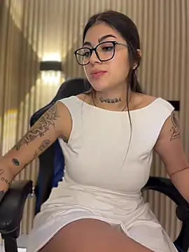 sarasanders_4 (F young) - FINGERS IN MY PUSSY + show cum