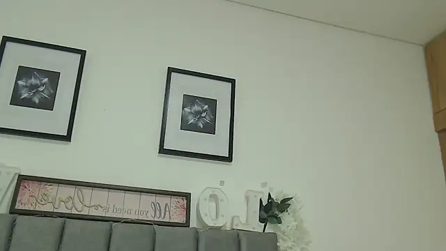 OliviaValentti webcam