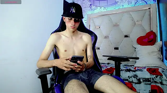 johnny_cagee webcam