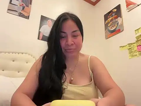 NaughtySCARLETSIN webcam