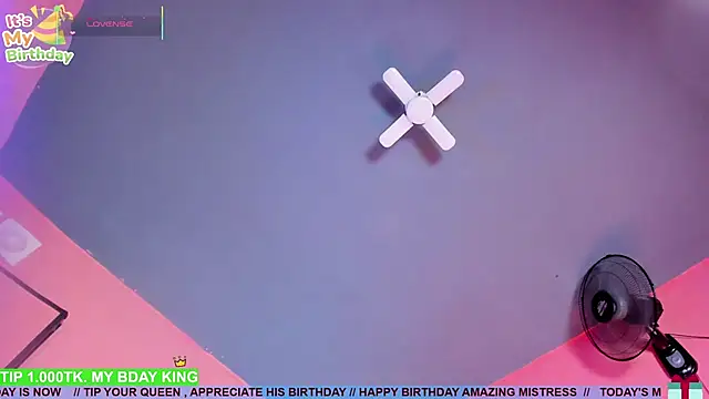 MATURE_HARDCORE webcam