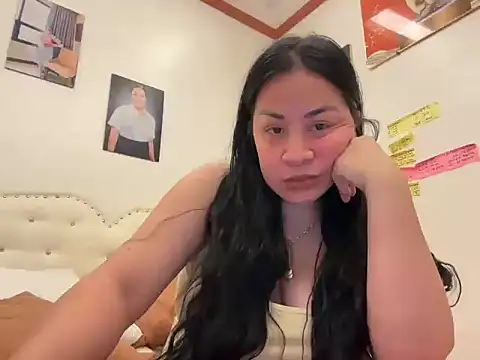 NaughtySCARLETSIN webcam