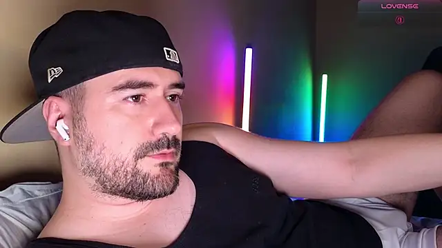 dominanttheo - DominantTheo's free webcam - UK Sex Cams