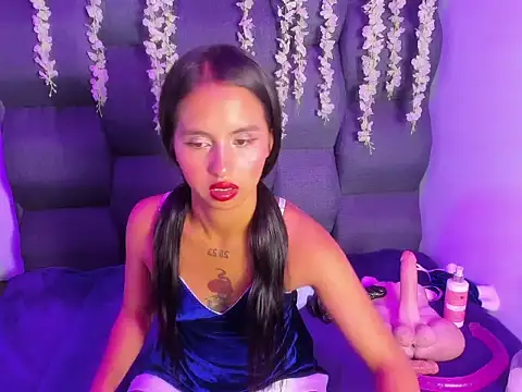 cloemorenti_ - CloeMorenti_'s free webcam - UK Sex Cams