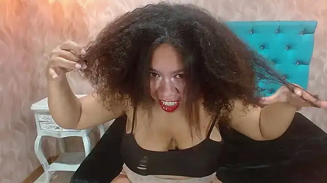 kenialovex - KeniaLovex's free webcam - UK Sex Cams