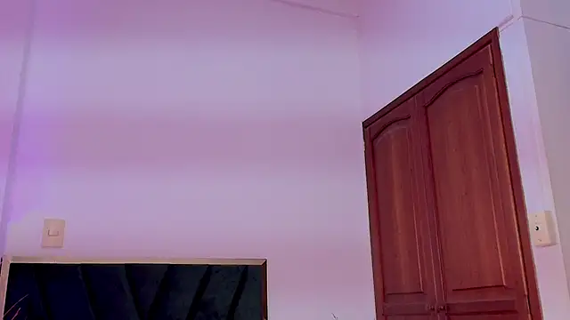 Zamira_Taylor webcam