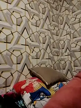 YourHotMenxie18 webcam