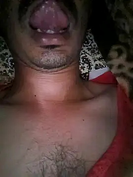 dreamtoungelick69 webcam