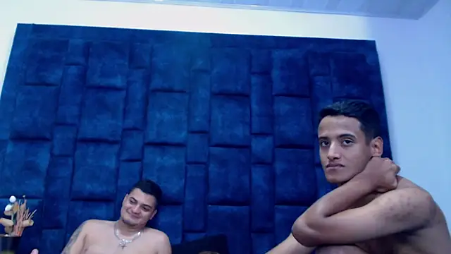 GroupNoLimits live sex cam