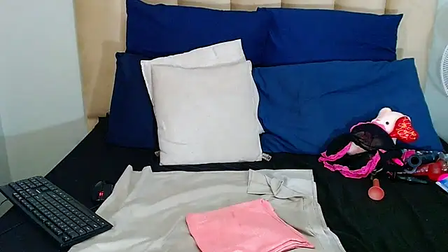 SEXYASSTINAXXX webcam