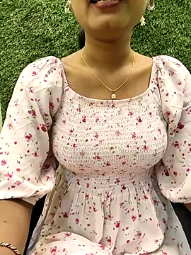 yhona_darling webcam