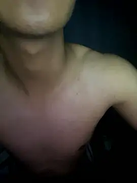 Erickhotddjots's live cam