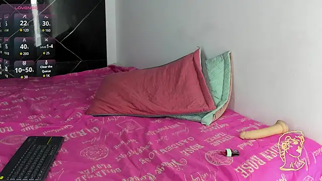 Skarleth_queen webcam