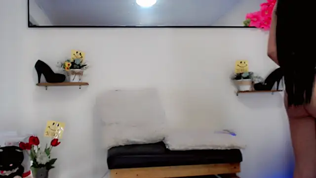 NathalialLooes webcam