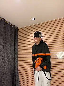 TheBatMansion webcam