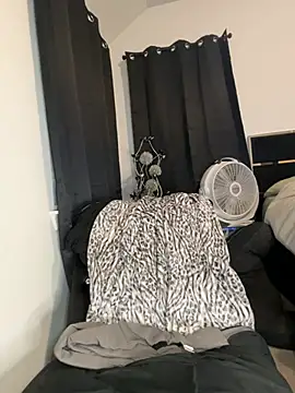 Exotic_Queen_ webcam