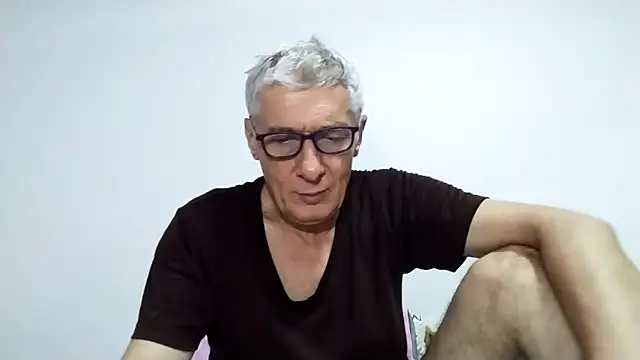 BIGUNCUTHARDCOCK webcam