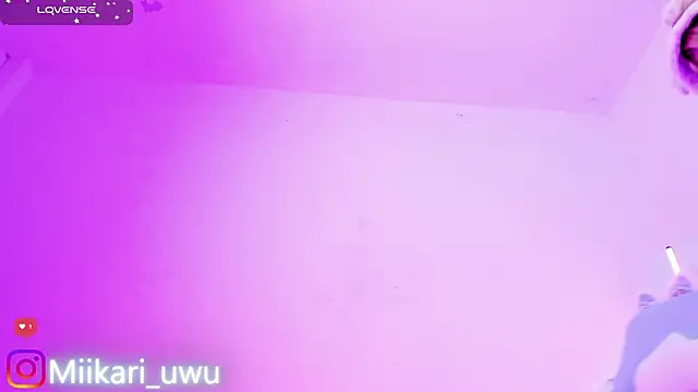 Ahri_Elderwood webcam