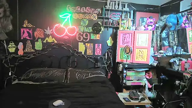 Splash_Queen420 webcam