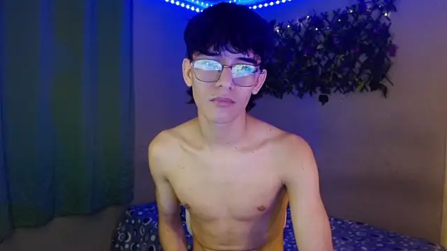 noah_millerx webcam