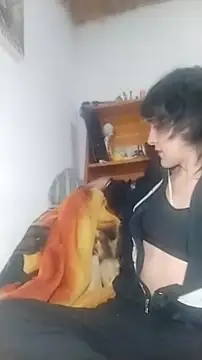 MakiMorningstar webcam