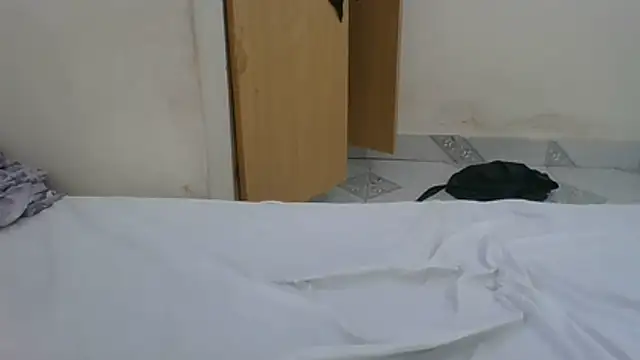 Silky_siren24 webcam