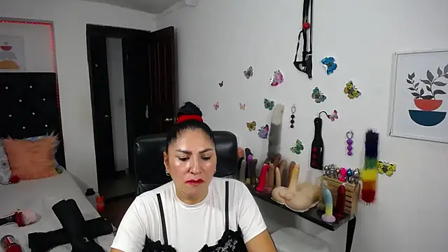 mature_bigboobs10 webcam