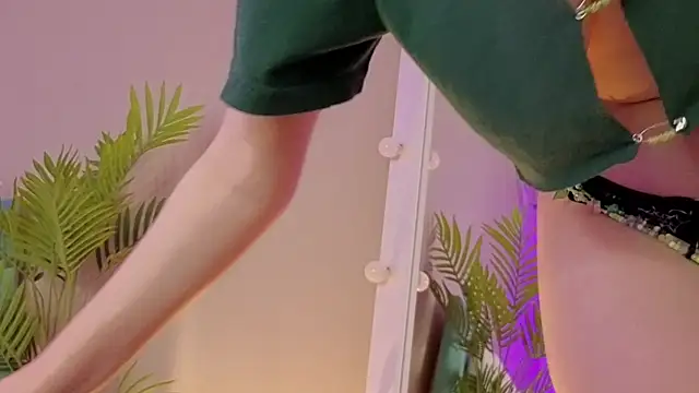 L1ittle_kitty_ webcam