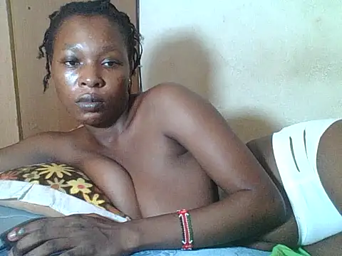 Sexyblackgold webcam