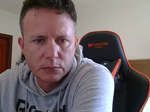 TroyDieselXXX webcam