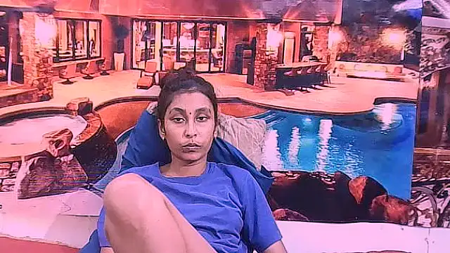 IndianSexyButt webcam