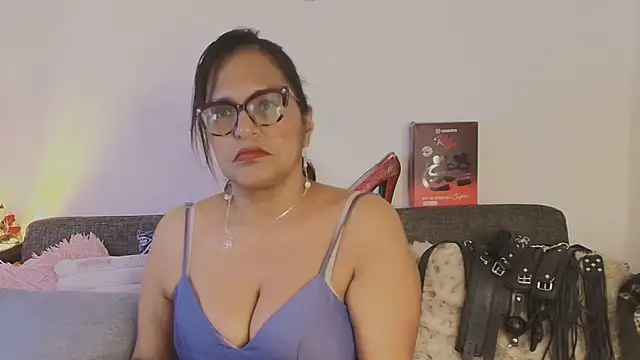 Angela_mature49 webcam