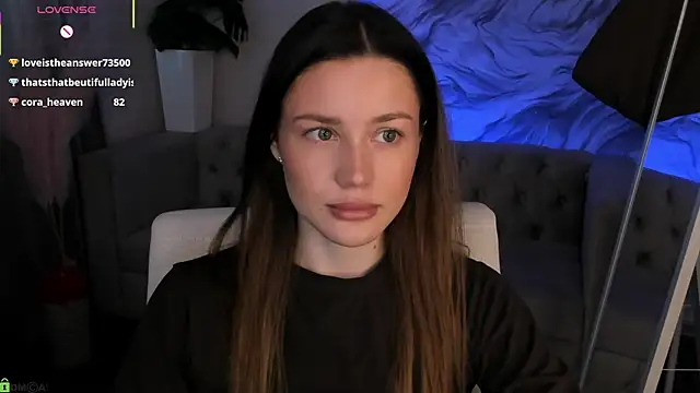 aria_mila - Aria_Mila's free webcam - UK Sex Cams