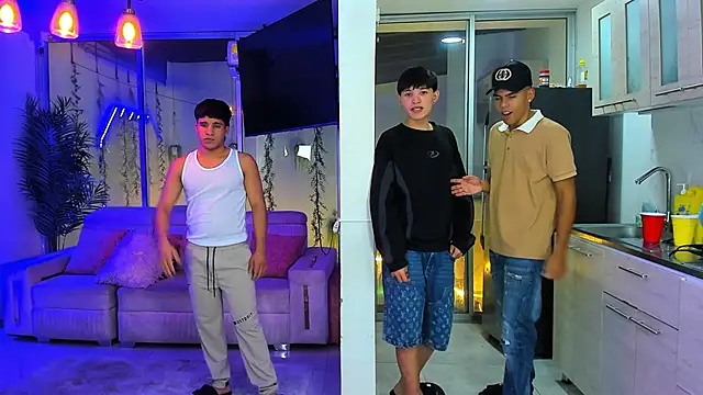 Houseofwarrios webcam