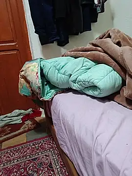 dark-skinned212 webcam