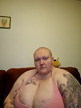 MorningstarDeviant webcam