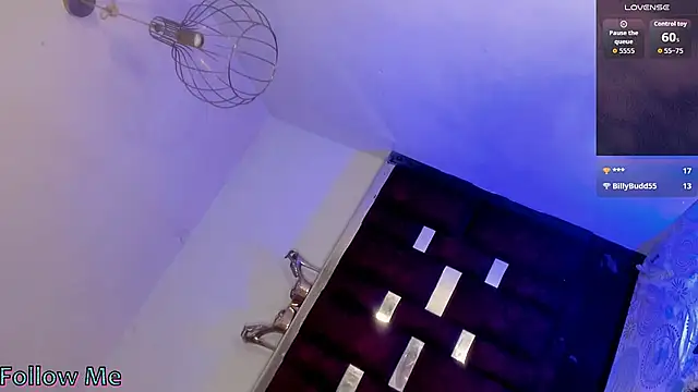 roxanawillts - Roxanawillts's free webcam - UK Sex Cams