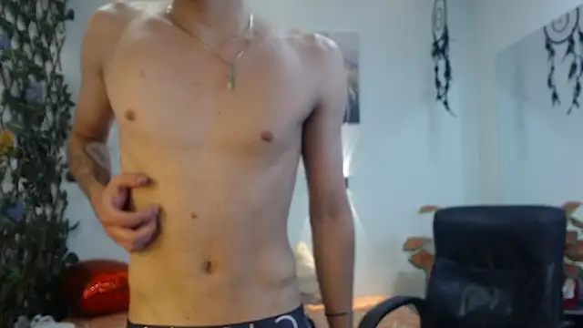 AmethystShadow17 webcam