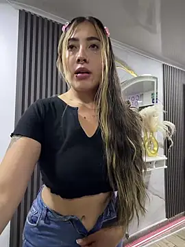 ManuelaVeeleez webcam