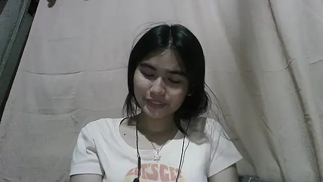 SarinaWhisenton webcam