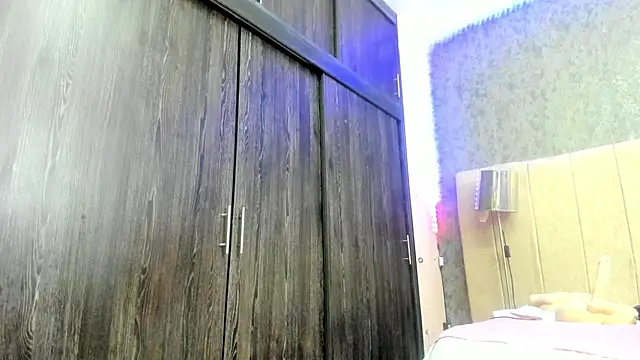 ava-am - Ava-am's free webcam - UK Sex Cams