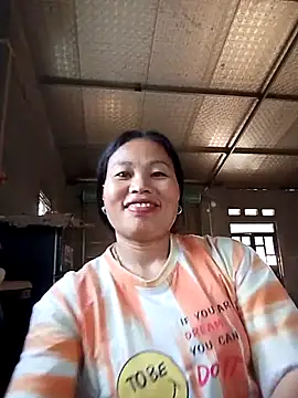 maikha08 - Maikha08's free webcam - UK Sex Cams