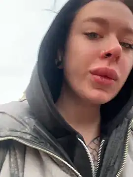 AlishaOfThorns webcam